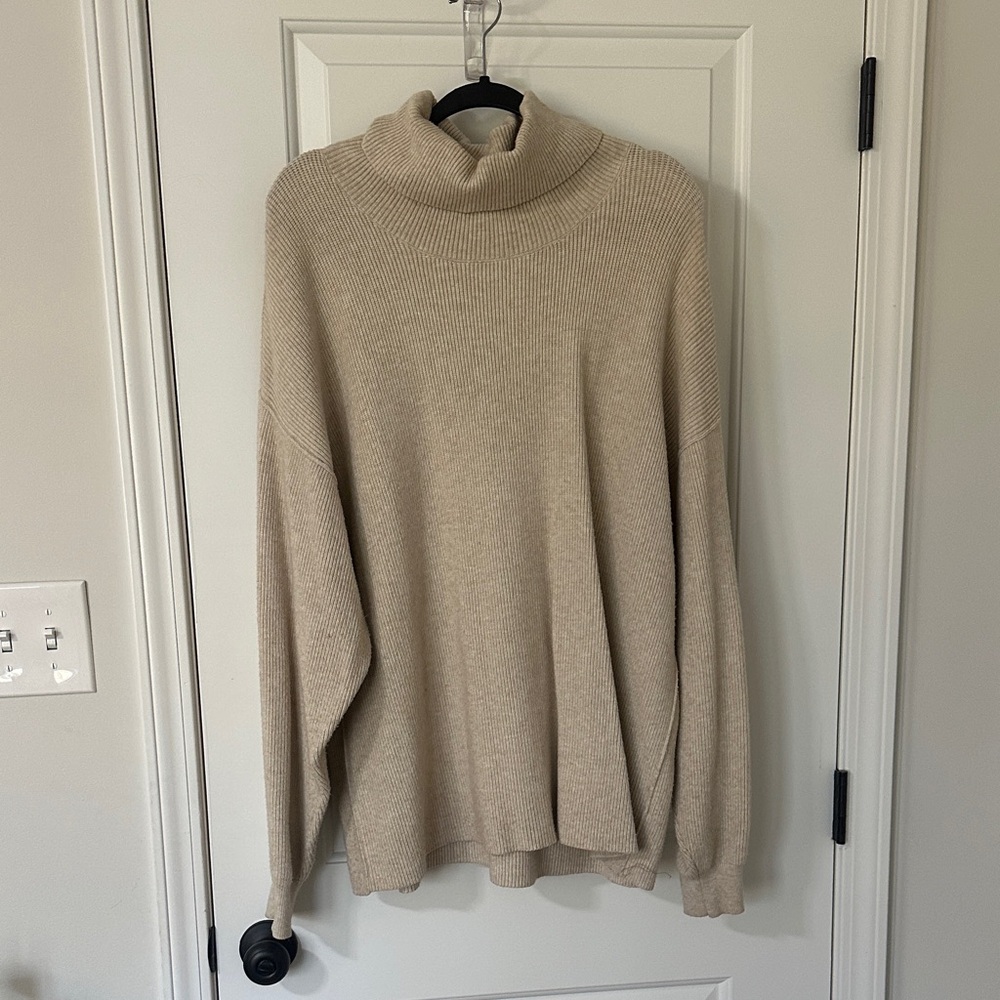 Free People Softly Structured Tunic Sweater in Heather Oatmeal